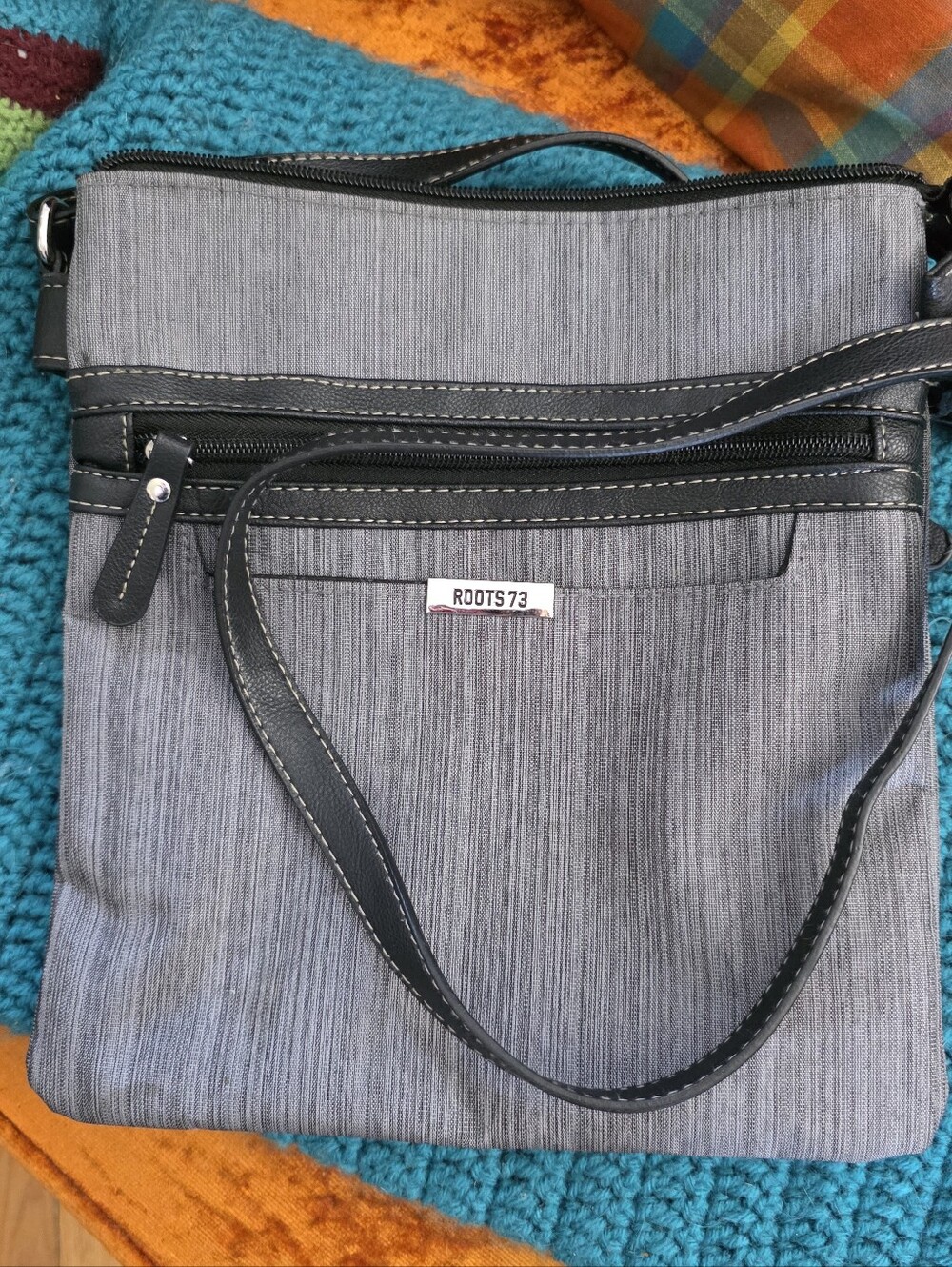 Roots Gray Crossbody Messenger Bag with Black Trim
